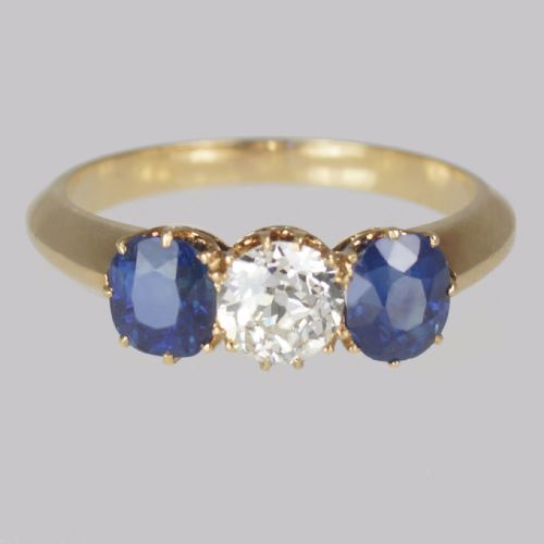 antique sapphire diamond trilogy ring victorian 18ct gold old cut diamond ring - CATEGORY: ANTIQUE JEWELLERY - DATED VICTORIAN