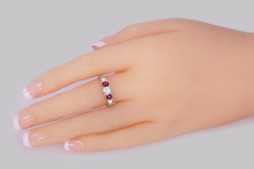 VICTORIAN DIAMOND RUBY RING 18CT GOLD FIVE STONE ANTIQUE RING HALLMARKED 1897 - ADDITIONAL PHOTO 10