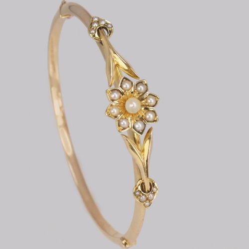 belle epoque 15ct gold pearl bangle edwardian antique pearl bracelet circa 1905 - CATEGORY: ANTIQUE JEWELLERY - DATED EDWARDIAN