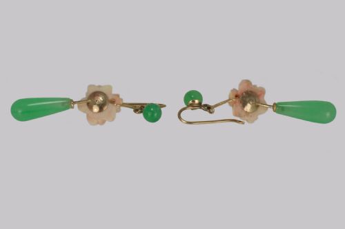 ANTIQUE JADE CORAL DROP EARRINGS 18CT GOLD DANGLE FLORAL EDWARDIAN EARRINGS - ADDITIONAL PHOTO 3