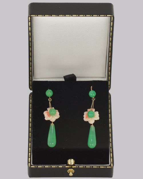 ANTIQUE JADE CORAL DROP EARRINGS 18CT GOLD DANGLE FLORAL EDWARDIAN EARRINGS - ADDITIONAL PHOTO 4