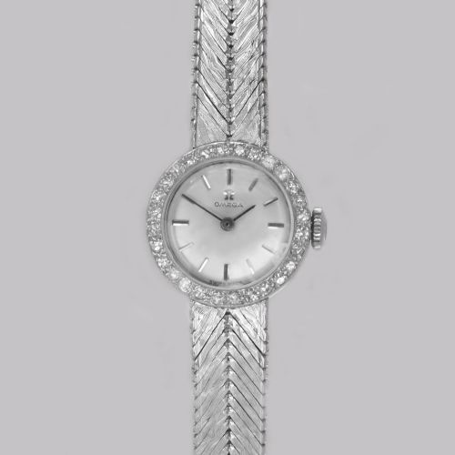 omega diamond bracelet watch 18ct white gold ladies vintage 1960s manual watch - CATEGORY: ANTIQUE WATCHES - DATED 1960