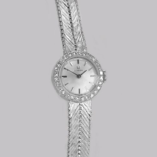 OMEGA DIAMOND BRACELET WATCH 18CT WHITE GOLD LADIES VINTAGE 1960S MANUAL WATCH - ADDITIONAL PHOTO 1