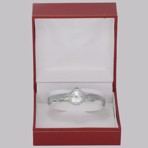 OMEGA DIAMOND BRACELET WATCH 18CT WHITE GOLD LADIES VINTAGE 1960S MANUAL WATCH - ADDITIONAL PHOTO 8