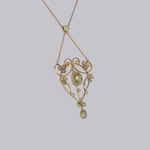 EDWARDIAN PERIDOT SEED PEARL NECKLACE ANTIQUE 9CT GOLD FLORAL SCROLL NECKLACE - ADDITIONAL PHOTO 5