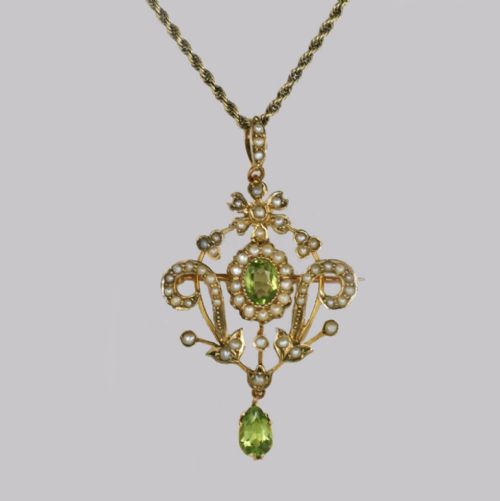 victorian belle epoch peridot pearl pendant antique brooch 15ct chain circa 1900 - CATEGORY: ANTIQUE JEWELLERY - DATED VICTORIAN