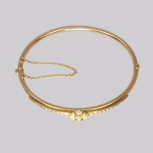 BELLE EPOQUE 15CT GOLD PEARL BANGLE EDWARDIAN ANTIQUE PEARL BRACELET CIRCA 1905 - ADDITIONAL PHOTO 2