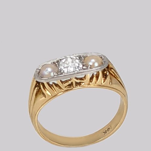 ANTIQUE OLD CUT DIAMOND AND PEARL RING 18CT GOLD VICTORIAN ENGAGEMENT TRILOGY RING - ADDITIONAL PHOTO 2