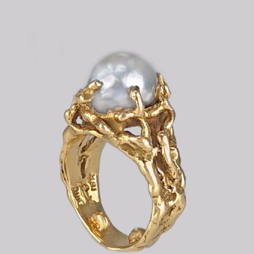 vintage arthur king pearl ring 18ct gold large baroque pearl 1960's cocktail ring - CATEGORY: ANTIQUE JEWELLERY - DATED 1960