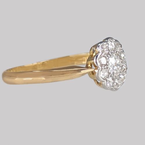 VINTAGE OLD CUT DIAMOND CLUSTER RING 18CT GOLD ANTIQUE FLOWER RING CIRCA 1920'S - ADDITIONAL PHOTO 2