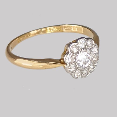 VINTAGE OLD CUT DIAMOND CLUSTER RING 18CT GOLD ANTIQUE FLOWER RING CIRCA 1920'S - ADDITIONAL PHOTO 3