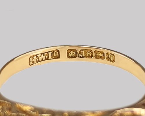 fig 4. Antique Sapphire & Diamond Ring Henry Wilkinson 18ct Gold Ring Birmingham 1915