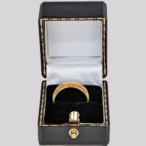 ANTIQUE WEDDING RING HALLMARKED 22CT LONDON 1923 SIZE L 63 GRAMS 5MM WIDE BAND - ADDITIONAL PHOTO 4