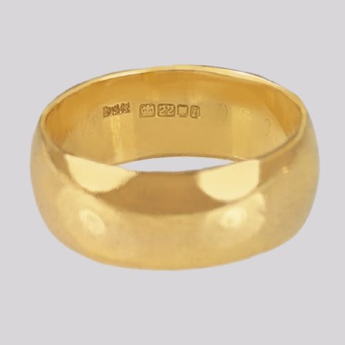 vintage 22ct gold wedding ring london 1964 brody williams 9 grams 7mm wide n 12 - CATEGORY: ANTIQUE JEWELLERY - DATED 1960