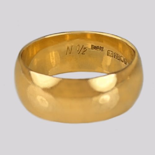 VINTAGE 22CT GOLD WEDDING RING LONDON 1964 BRODY WILLIAMS 9 GRAMS 7MM WIDE N 12 - ADDITIONAL PHOTO 2