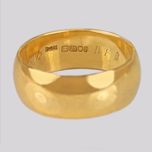 VINTAGE 22CT GOLD WEDDING RING LONDON 1964 BRODY WILLIAMS 9 GRAMS 7MM WIDE N 12 - ADDITIONAL PHOTO 4