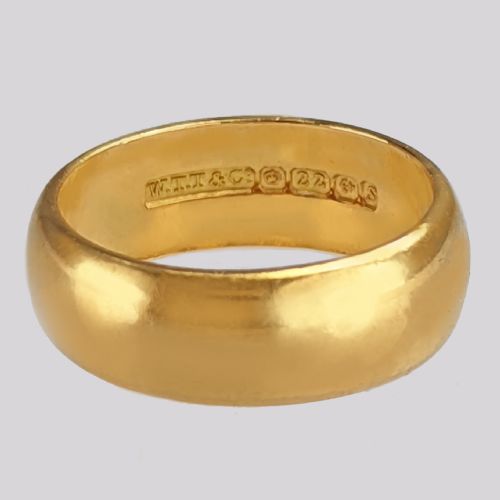 vintage wedding ring hallmarked 22ct birmingham 1942 71 grams 65mm wide d shaped band - CATEGORY: ANTIQUE JEWELLERY - DATED 1940