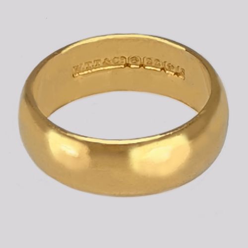 VINTAGE WEDDING RING HALLMARKED 22CT BIRMINGHAM 1942 71 GRAMS 65MM WIDE D SHAPED BAND - ADDITIONAL PHOTO 2