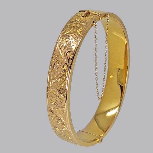 vintage 9ct gold hinged bangle hallmarked birmingham 1935 wide ornate bangle - CATEGORY: ANTIQUE JEWELLERY - DATED 1930