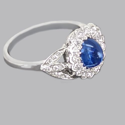VINTAGE SAPPHIRE DIAMOND CLUSTER RING 18CT WHITE GOLD 1960S ENGAGEMENT RING - ADDITIONAL PHOTO 8