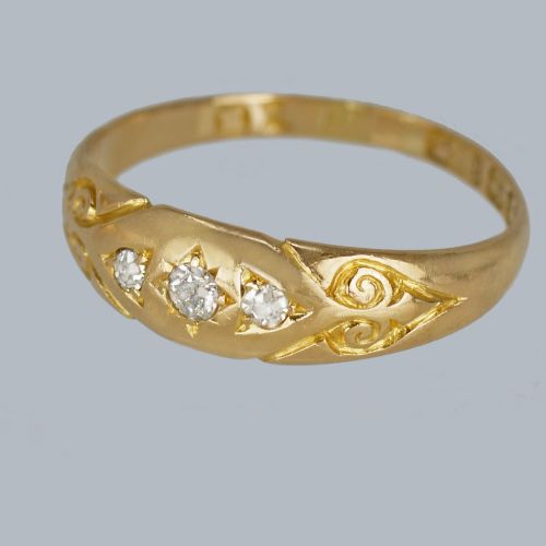 VICTORIAN TRILOGY RING 18CT GOLD ANTIQUE 3 STONE RING HALLMARKED BIRMINGHAM 1897 - ADDITIONAL PHOTO 1
