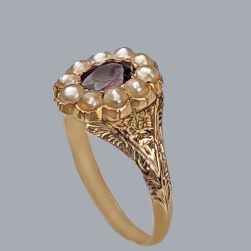ANTIQUE GARNET NATURAL PEARL RING ORNATE VICTORIAN 18CT GOLD RING CIRCA1890 - ADDITIONAL PHOTO 4