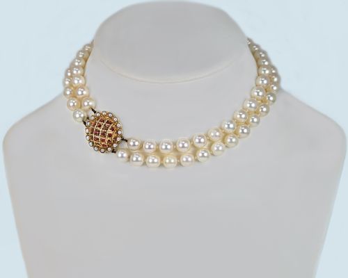 VINTAGE PEARL NECKLACE WITH GARNET AND PEARL CLASP TWO STRAND 1960S PEARL CHOKER - ADDITIONAL PHOTO 4
