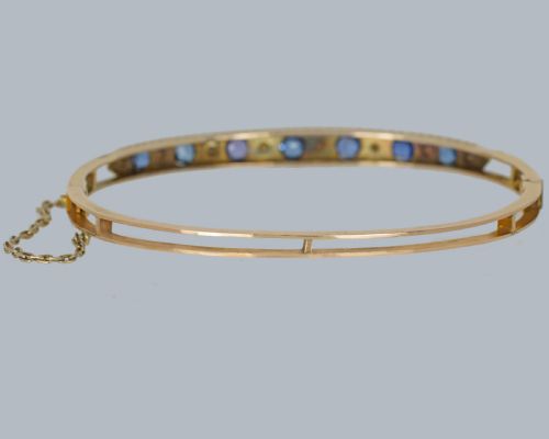 ANTIQUE SAPPHIRE AND PEARL BANGLE 9CT GOLD EDWARDIAN BRACELET CIRCA 1910 - ADDITIONAL PHOTO 2