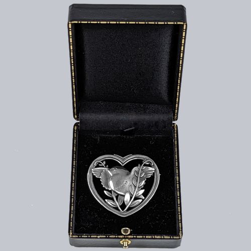 GEORG JENSEN ROBIN HEART BROOCH ARNO MALINOWSKI VINTAGE 193040S STERLING SILVER BIRD 239 - ADDITIONAL PHOTO 4