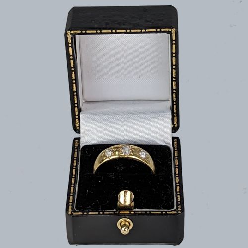 VICTORIAN TRILOGY RING 18CT GOLD OLD CUT DIAMOND ANTIQUE THREE STONE GYPSY RING - ADDITIONAL PHOTO 6