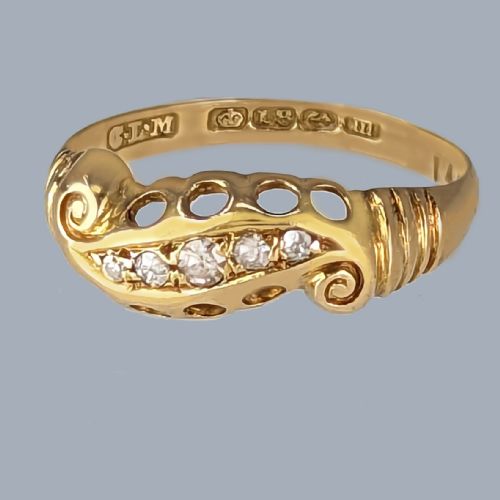 fig 1. ANTIQUE 18ct GOLD DIAMOND RING Five Stone Scroll Ring Hallmarked Birmingham 1911