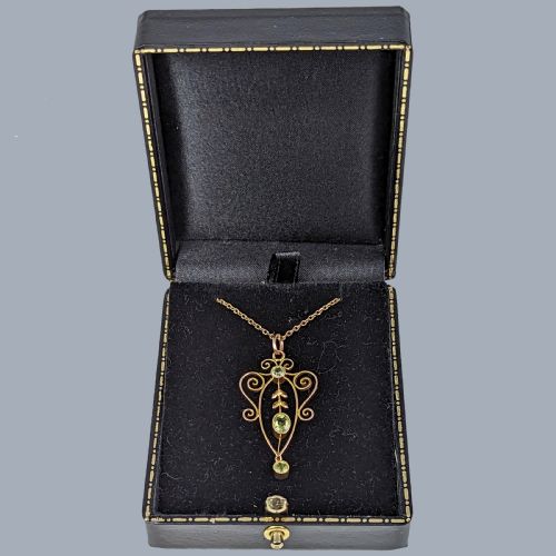 ART NOUVEAU PERIDOT PENDANT AND CHAIN VINTAGE 9CT GOLD ANTIQUE EDWARDIAN PENDANT - ADDITIONAL PHOTO 3