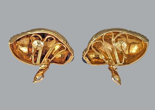 VINTAGE BOUCHERON SHELL EARRINGS 18CT GOLD 1960S LAPIS LAZULI LARGE OMEGA POST EARRINGS - ADDITIONAL PHOTO 25