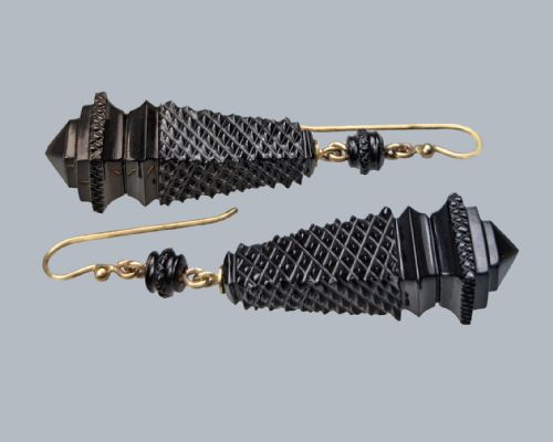 VICTORIAN WHITBY JET DROP EARRINGS ANTIQUE CARVED JET DANGLE EARRINGS CIRCA 1870 - ADDITIONAL PHOTO 3