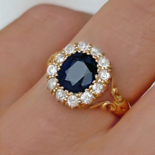 fig 4. Edwardian Sapphire and Diamond Cluster Ring 18ct Gold Hallmarked Chester 1907 Antique Ring