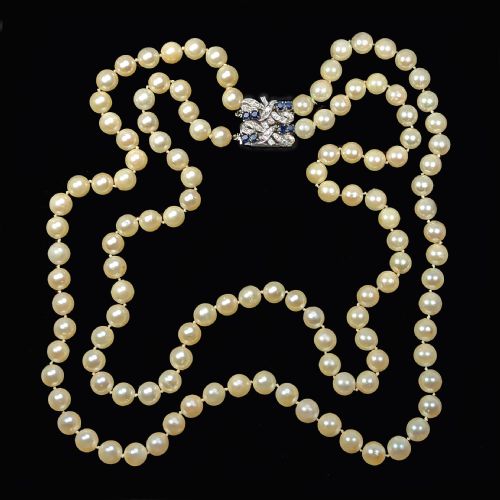 vintage double strand pearl necklace 18k gold diamond sapphire clasp 1950s 2 row - CATEGORY: ANTIQUE JEWELLERY - DATED 1950