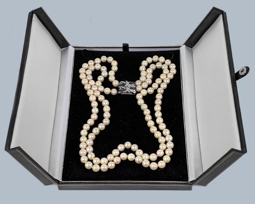 VINTAGE DOUBLE STRAND PEARL NECKLACE 18K GOLD DIAMOND SAPPHIRE CLASP 1950S 2 ROW - ADDITIONAL PHOTO 4