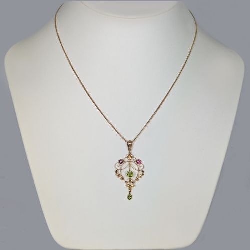 EDWARDIAN PERIDOT AND GARNET PENDANT WITH CHAIN VINTAGE 9CT GOLD ANTIQUE PENDANT - ADDITIONAL PHOTO 1