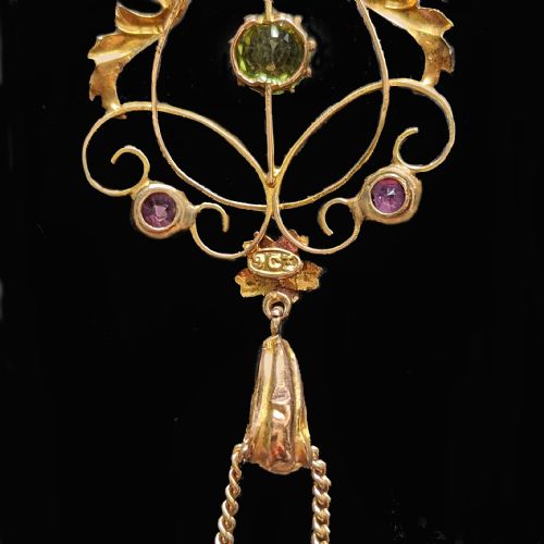EDWARDIAN PERIDOT AND GARNET PENDANT WITH CHAIN VINTAGE 9CT GOLD ANTIQUE PENDANT - ADDITIONAL PHOTO 5