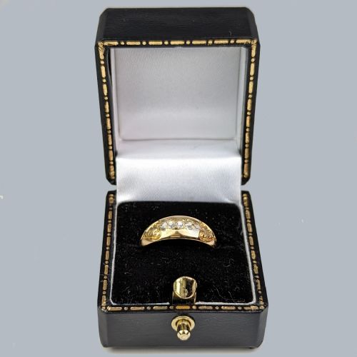 VICTORIAN DIAMOND RING 18CT GOLD FIVE STONE DIAMOND ANTIQUE RING BIRMINGHAM 1894 - ADDITIONAL PHOTO 5