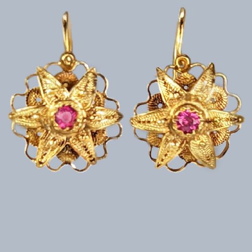 VICTORIAN RUBY FLORAL DROP EARRINGS 18CT GOLD HOOK FITTING ANTIQUE EARRINGS - ADDITIONAL PHOTO 1