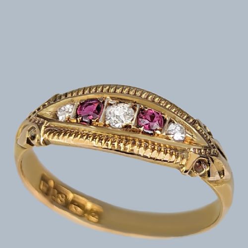VICTORIAN DIAMOND AND RUBY RING 18CT GOLD ANTIQUE FIVE STONE RING HALLMARKED BIRMINGHAM 1900 - ADDITIONAL PHOTO 6