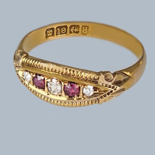 VICTORIAN DIAMOND AND RUBY RING 18CT GOLD ANTIQUE FIVE STONE RING HALLMARKED BIRMINGHAM 1900 - ADDITIONAL PHOTO 7