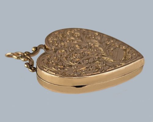 ANTIQUE HEART FLORAL LOCKET 9CT GOLD VICTORIAN SHIELD HINGED PHOTO LOCKET - ADDITIONAL PHOTO 2