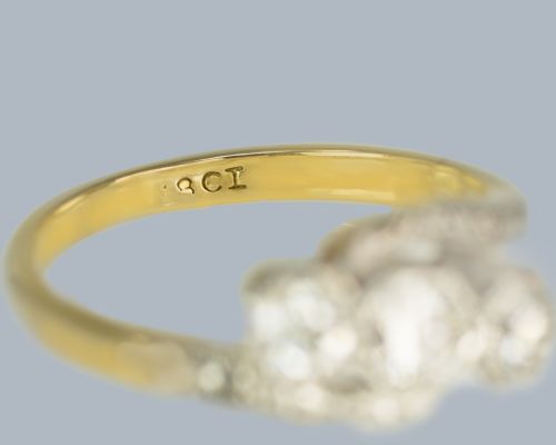 ANTIQUE DIAMOND TRILOGY TWIST RING 18CT GOLD EDWARDIAN ENGAGEMENT RING - ADDITIONAL PHOTO 6