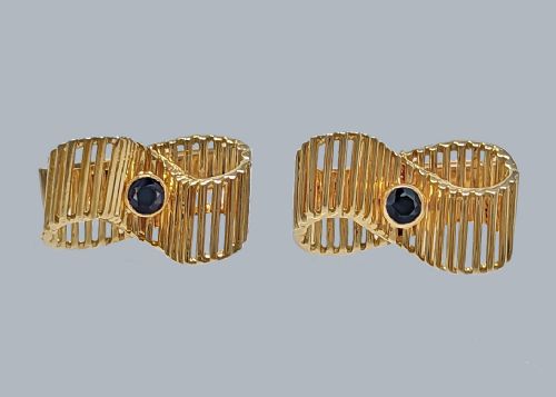 KUTCHINSKY CUFFLINKS VINTAGE SAPPHIRE CUFFLINKS 1960S LONDON 18CT GOLD HALLMARKS - ADDITIONAL PHOTO 6