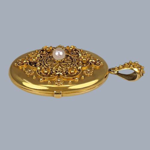 VICTORIAN PEARL PHOTO LOCKET 18CT GOLD WIREWORK HINGED ANTIQUE LOCKET PENDANT - ADDITIONAL PHOTO 3