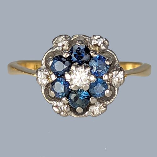 sapphire and diamond cluster ring vintage 18ct gold 1960s victorian style ring - CATEGORY: ANTIQUE JEWELLERY - DATED 1960
