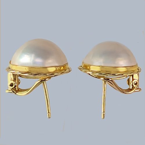 fig 3. Vintage 18ct Gold Mabe Pearl Earrings 1950s Omega Back Retro Stud Earrings 5/8