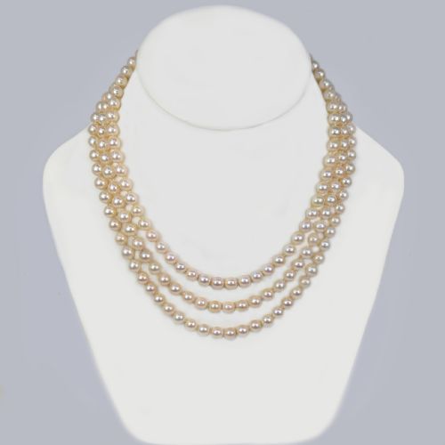 VINTAGE PEARL NECKLACE WITH ROSE CUT DIAMOND CLASP TRIPLE STRAND 1950S NECKLACE - ADDITIONAL PHOTO 3